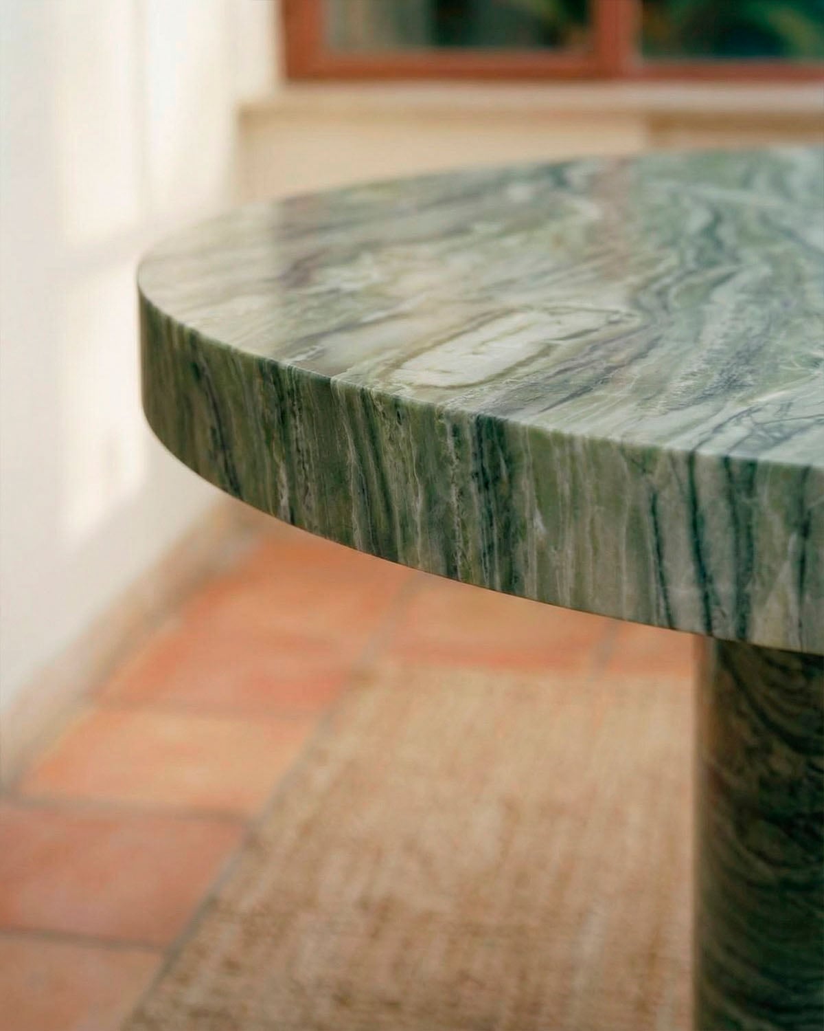 Table de Salle à Manger Ronde en Béton (Ø120 cm) Mathis, image de la gelerie 3