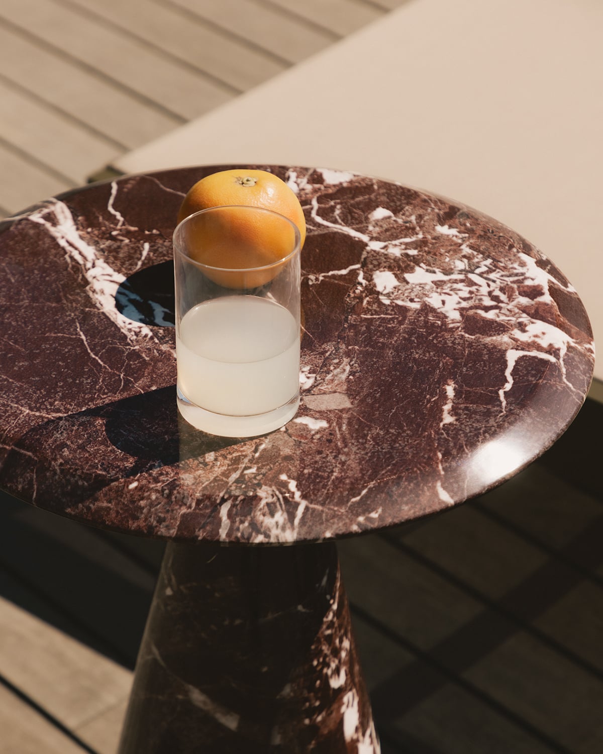 Table d'Appoint Ronde d'Extérieur en Béton (Ø45 cm) Zuna, image de la gelerie 3