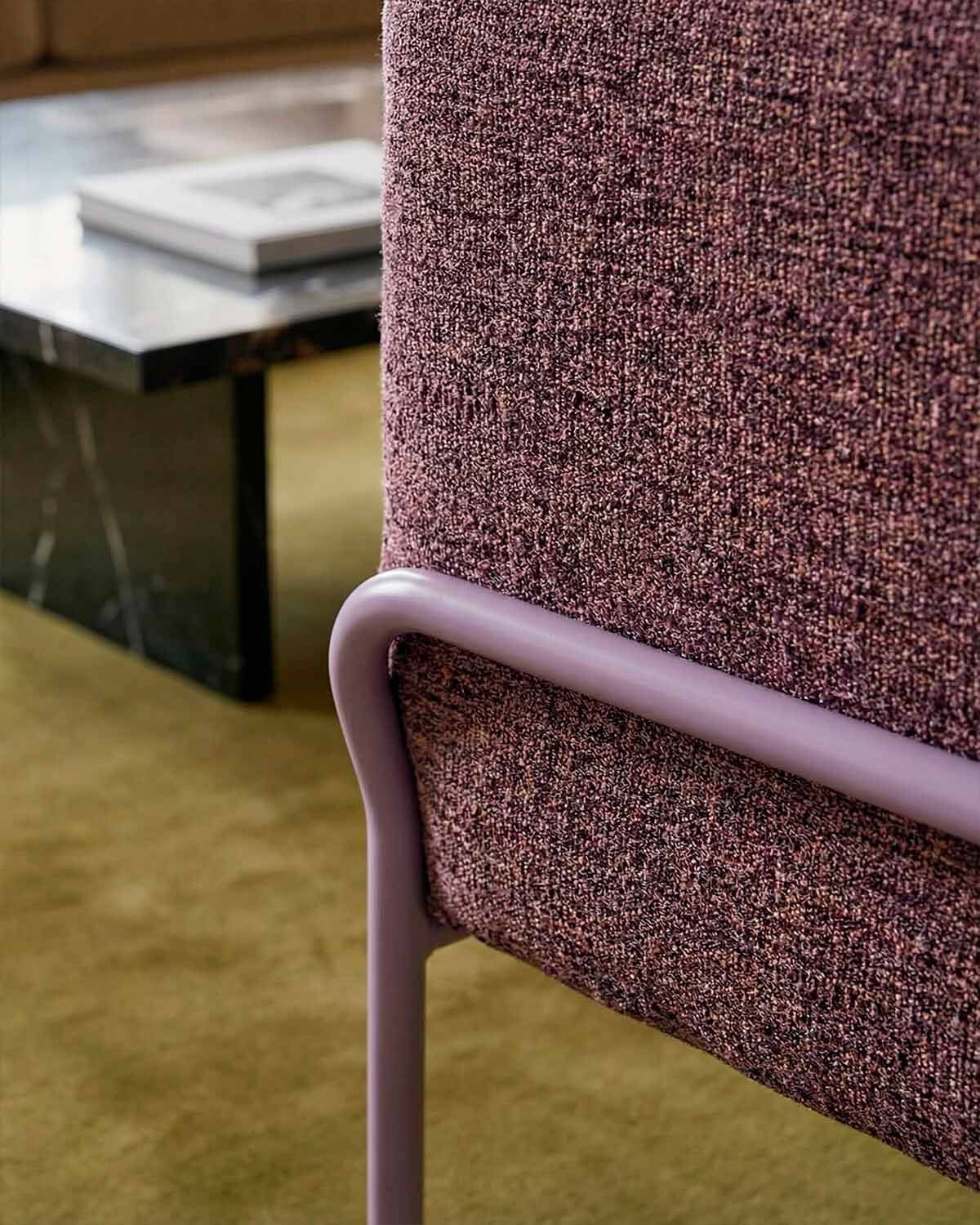 Fauteuil en tissu et métal Marcellus , image de la gelerie 3