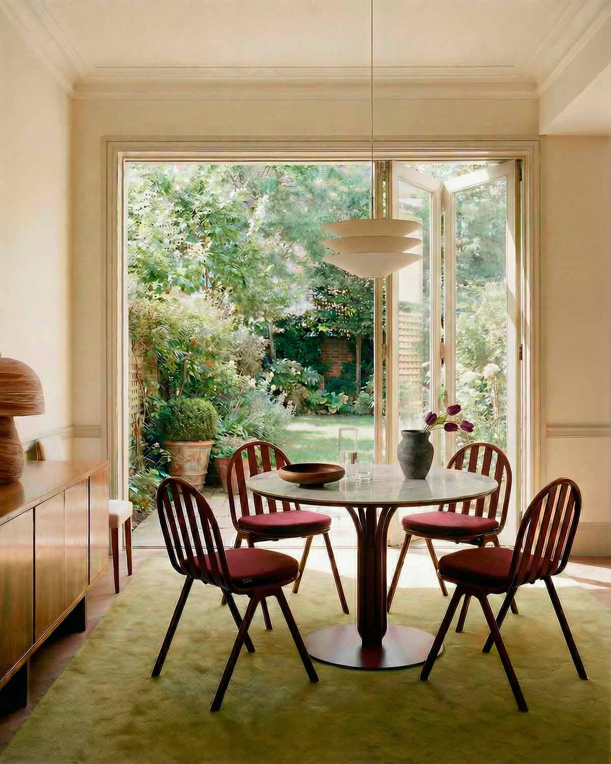 Ensemble Table Ronde (Ø120 cm) et 4 Chaises de Salle à Manger en Métal et Verre Trempé Llibet, image de la gelerie 2