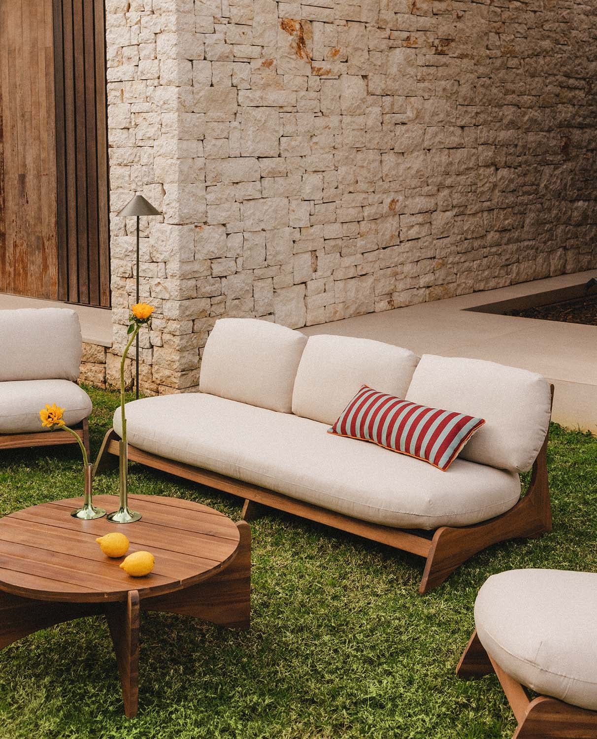 Canapé de Jardin 3 Places en Bois d'Acacia et Tissu Lorent, image de la gelerie 2