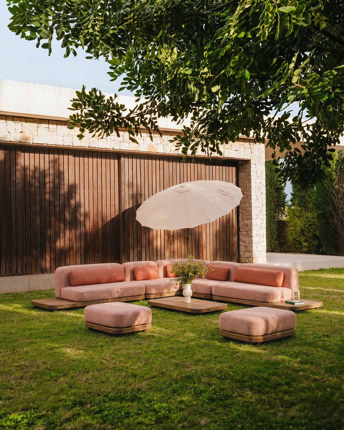 Ensemble de Jardin 7 Pièces, Canapé, Canapé Central, Canapé d’Angle, Pouf et Table Basse en Bois d’Acacia et Tissu Redik, image de la gelerie 2