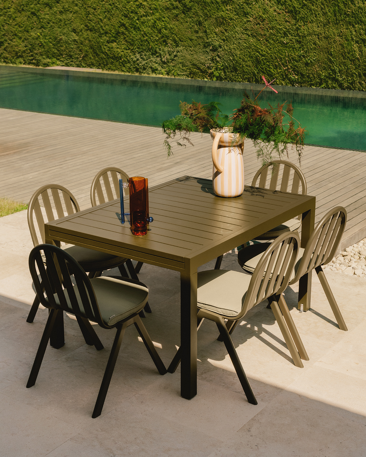 Table d'Extérieur Rectangulaire Extensible en Aluminium (135-265x100 cm) Seila, image de la gelerie 2