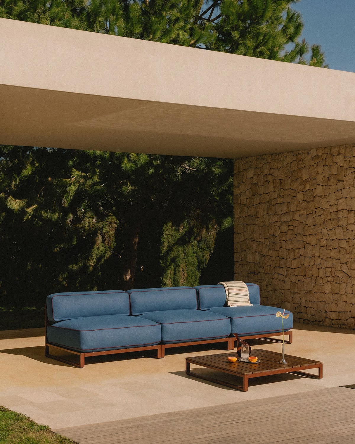Canapé de Jardin Modulaire 3 Pièces avec Module Central en Métal et Tissu Kristen, image de la gelerie 2