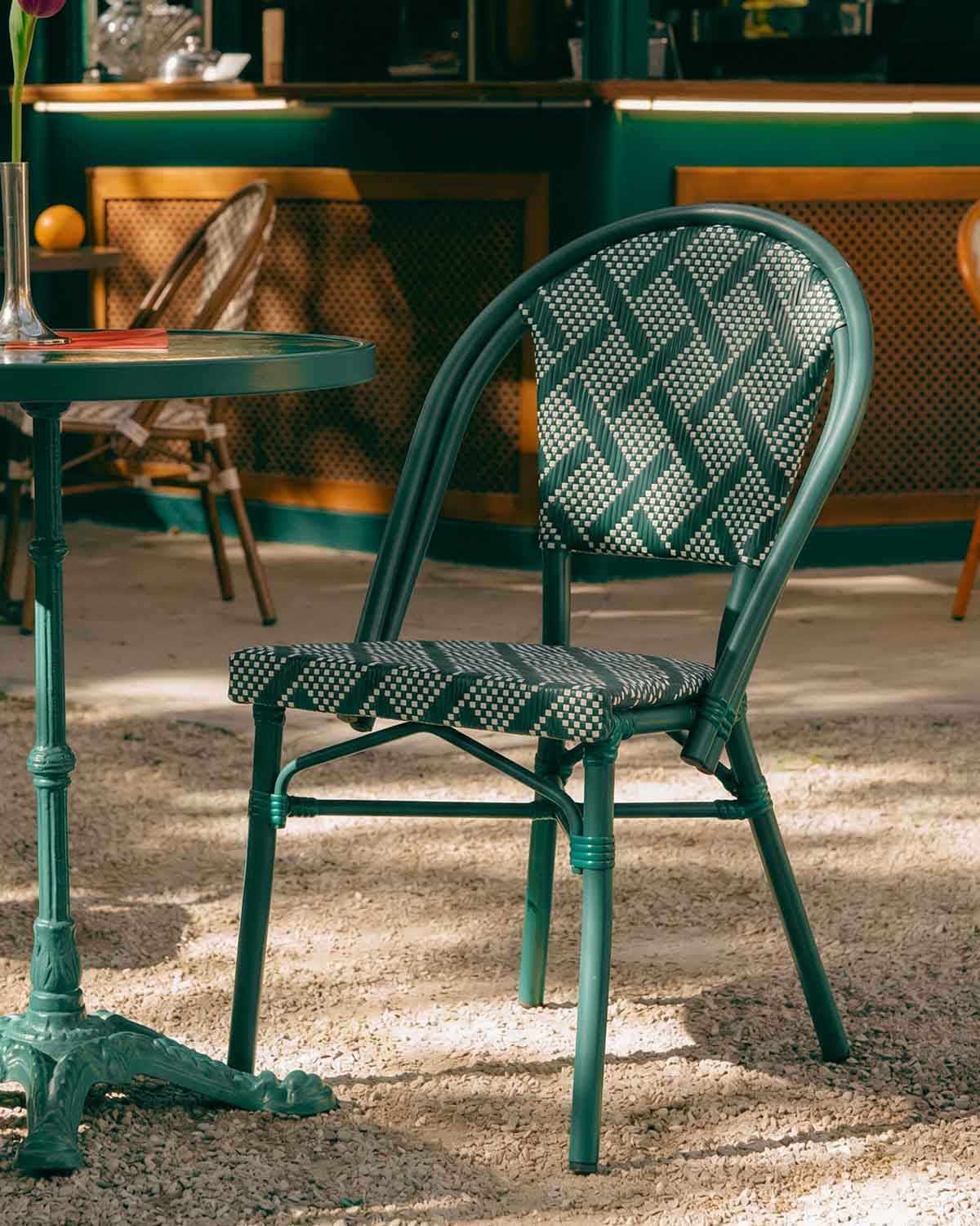 Chaise d'Extérieur en Aluminium et Rotin Synthétique Yona Bistro, image de la gelerie 2
