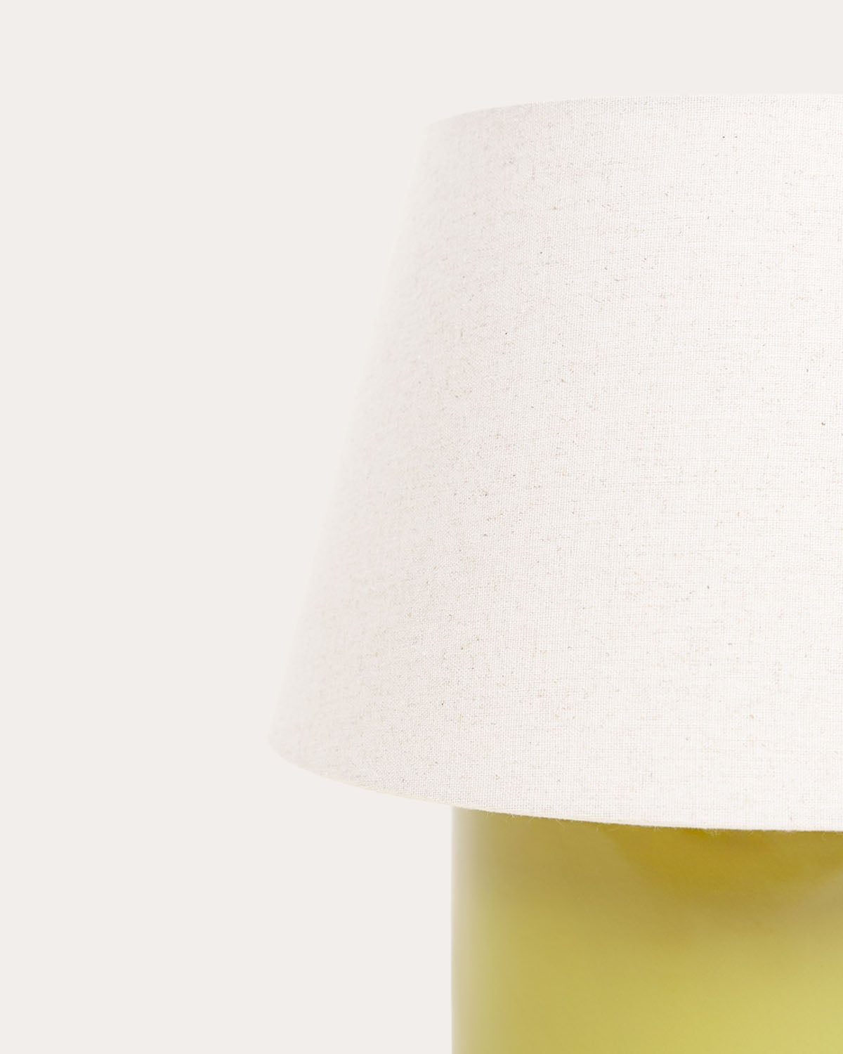 Lampe de table en céramique et tissu Haruo, image de la gelerie 3