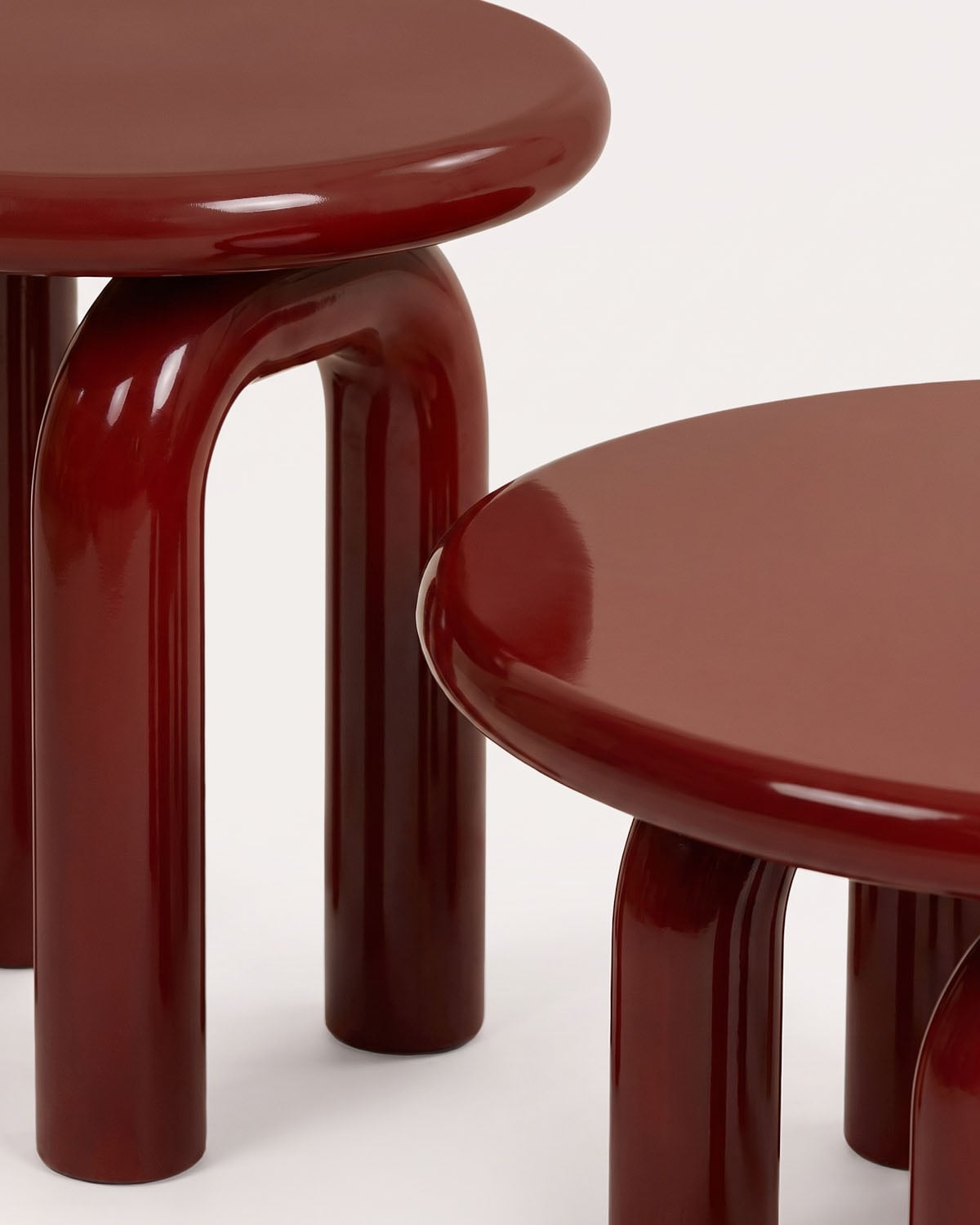 Ensemble de table d'appoint Ø50 cm et ensemble de table basse Ø80 cm en bois Gilber , image de la gelerie 4