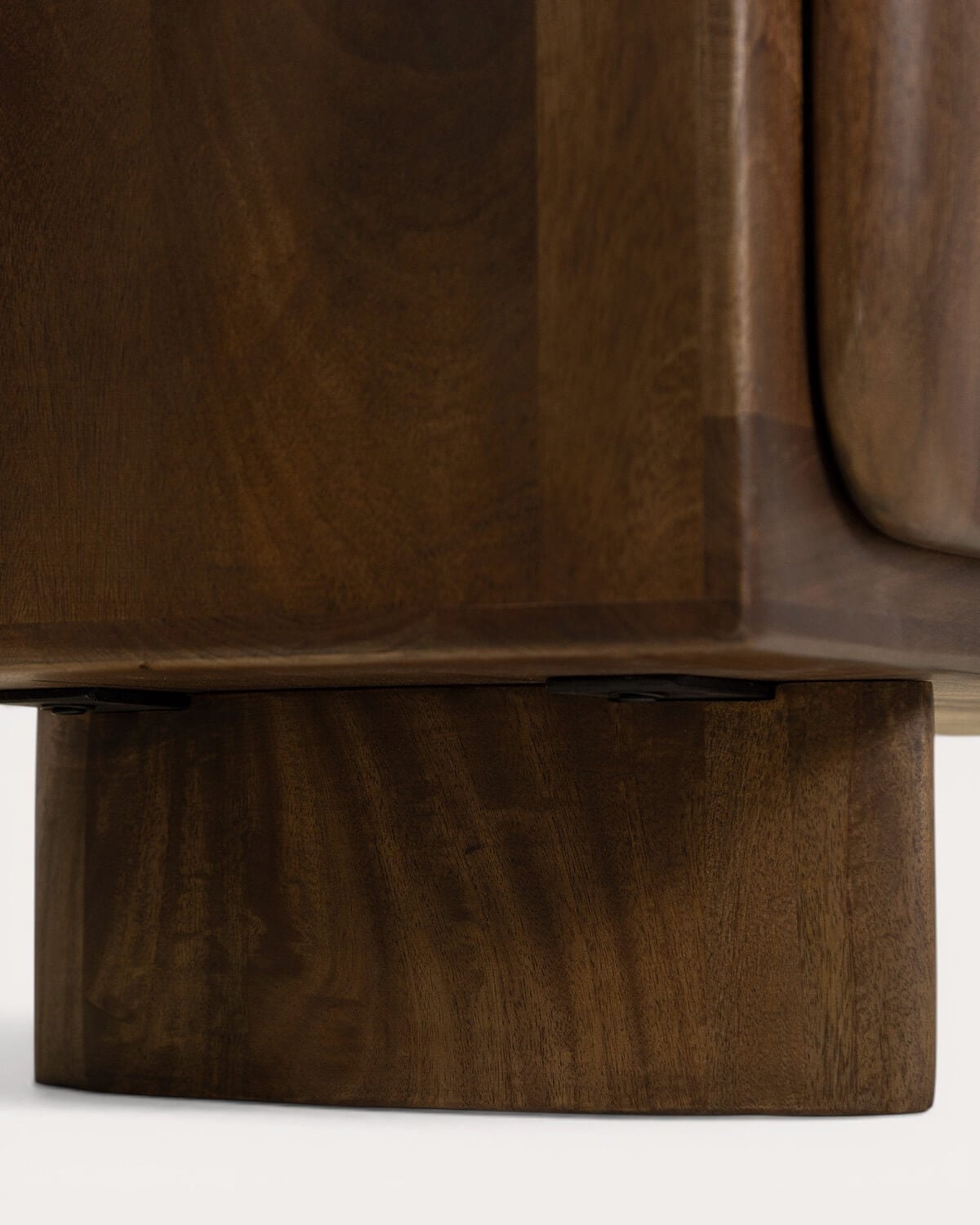 Meuble TV 4 portes 180x50 cm en bois de manguier Orlean, image de la gelerie 9
