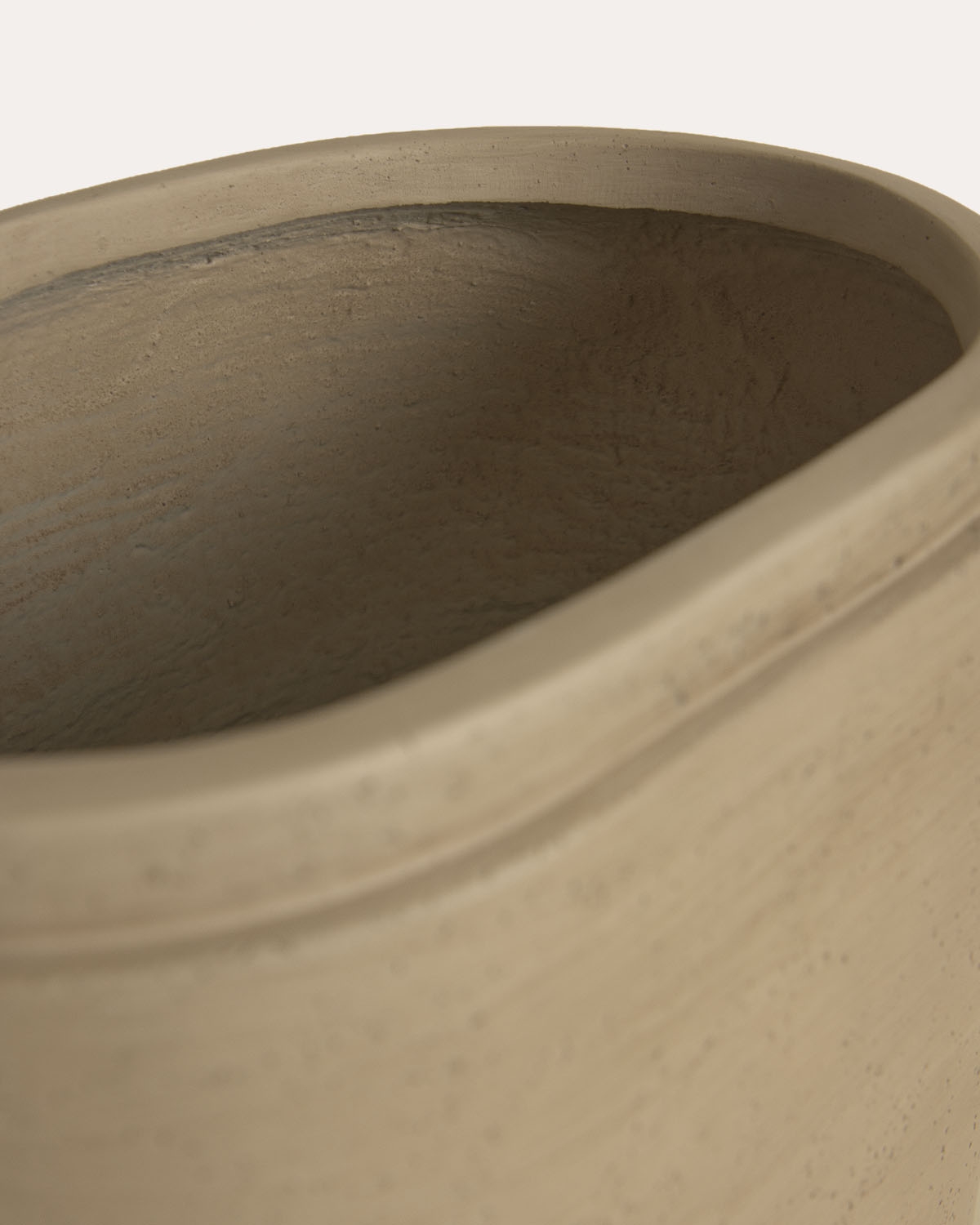 Cache-pot ovale 35x23 cm en ciment Bieito, image de la gelerie 4