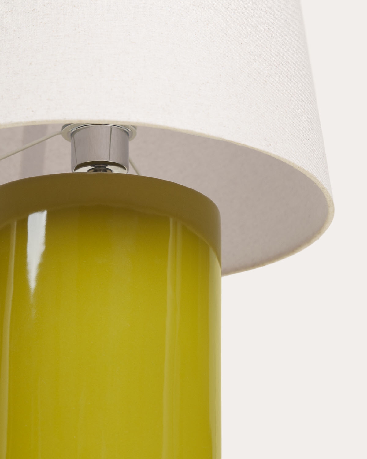 Lampadaire en céramique et tissu Haruo, image de la gelerie 3
