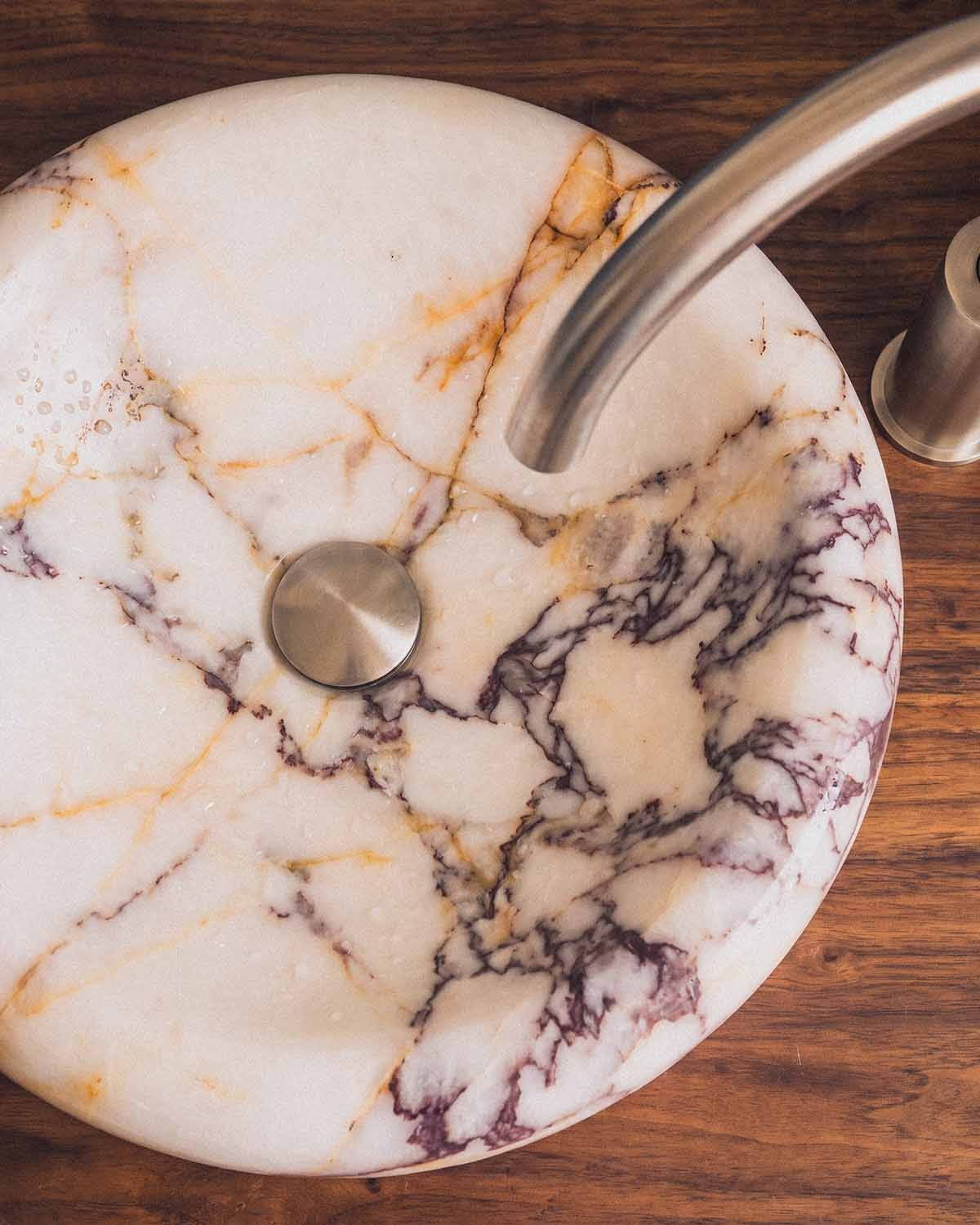 Lavabo rond Ø42 cm en marbre Saskia, image de la gelerie 3