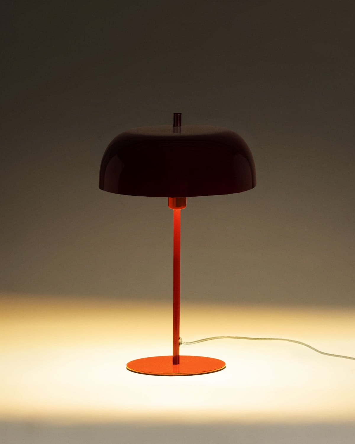 Lampe de table en métal Kolbin, image de la gelerie 2