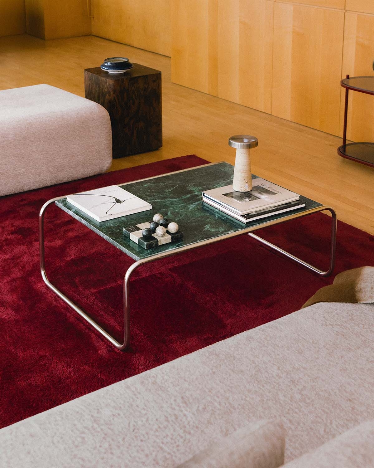 Table basse rectangulaire 100x70 cm en marbre et métal Nansa, image de la gelerie 2