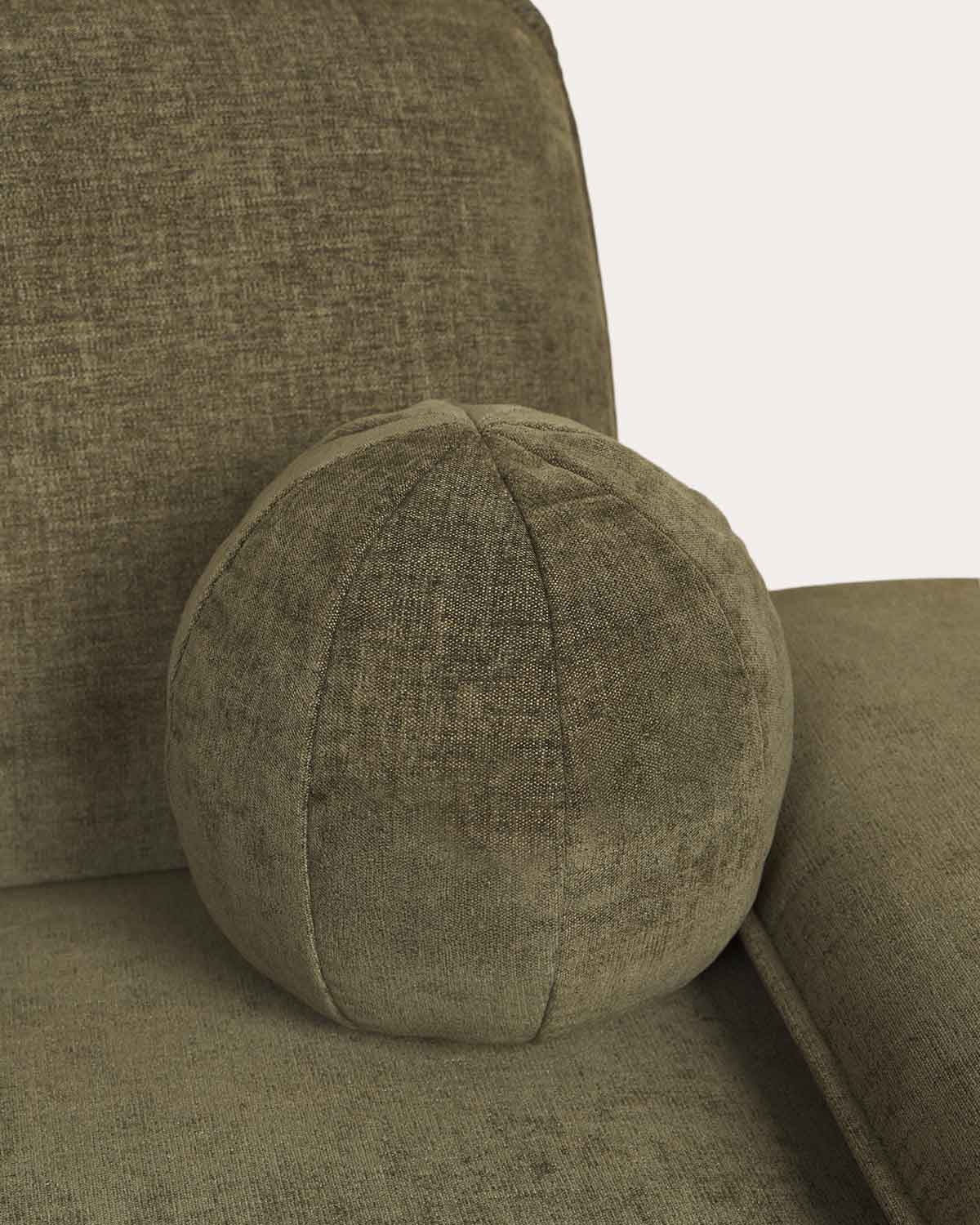 Fauteuil en bois et tissu Leifur, image de la gelerie 4