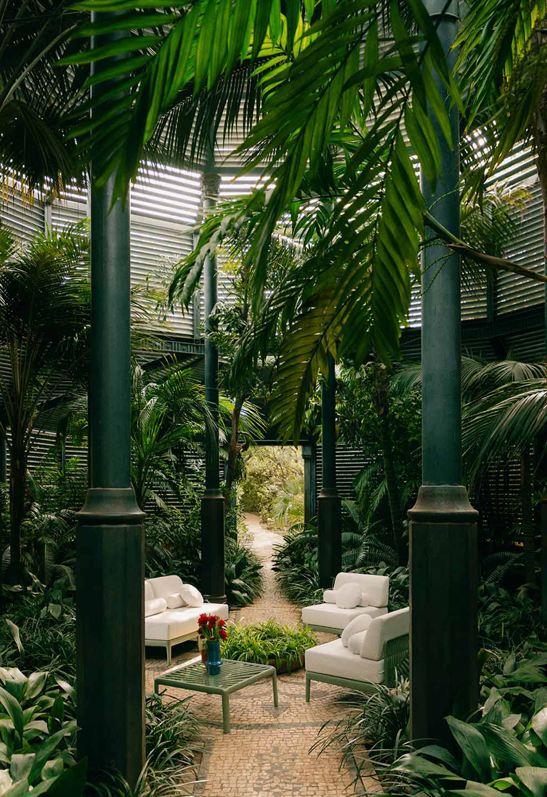 Editorial | Spring Retreat