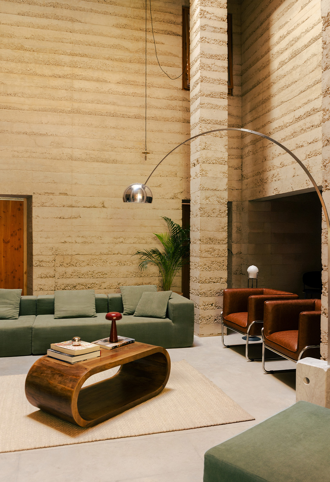 Editorial | Warm Brutalism