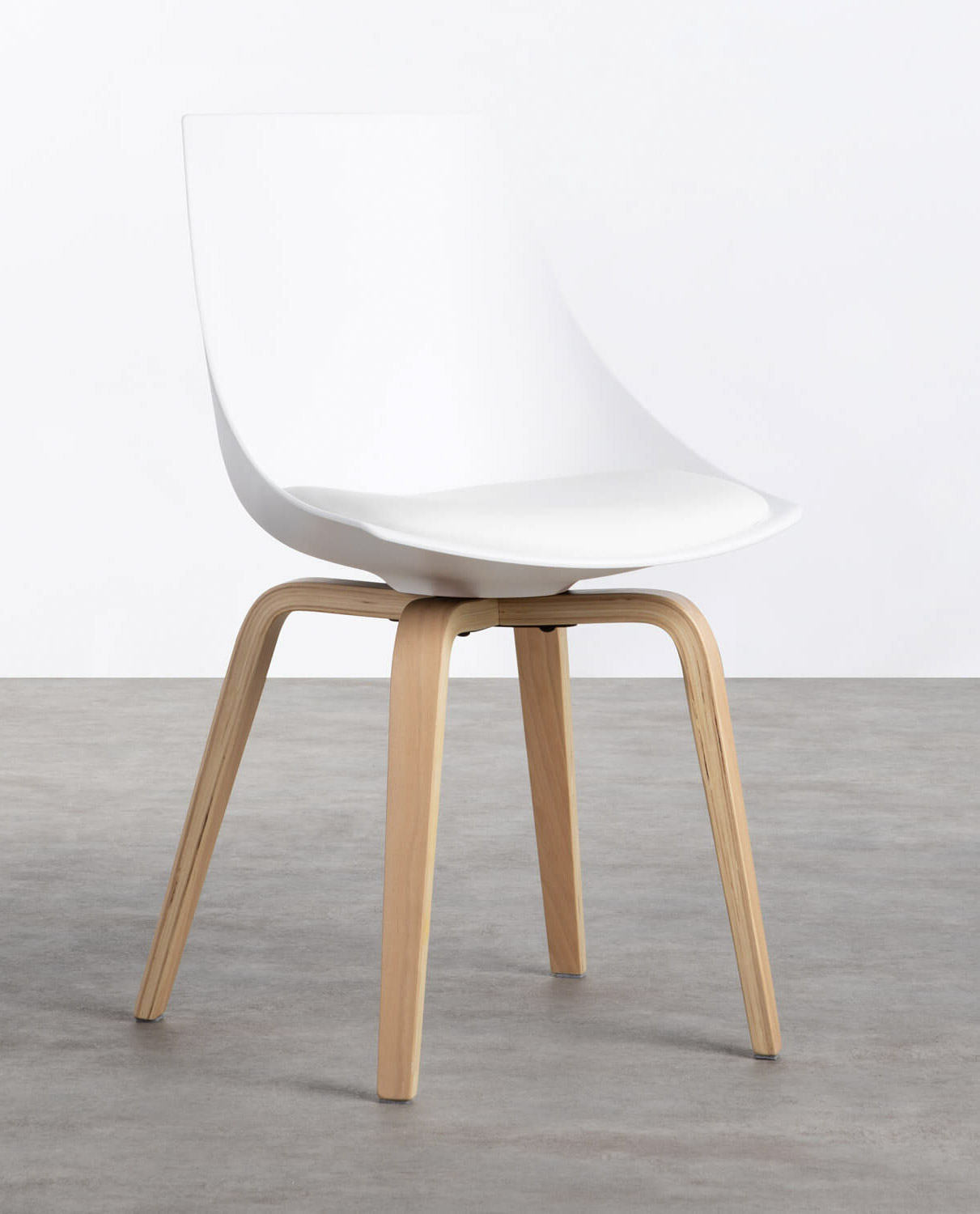 Sedia da Pranzo in Polipropilene e Legno Stile, immagine della galleria 1
