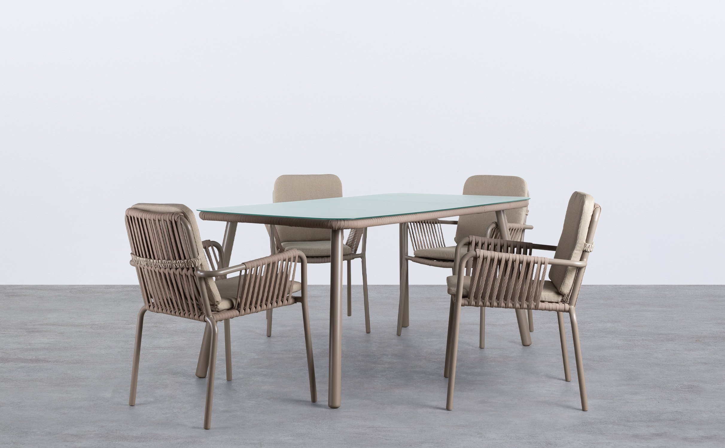 Set da Esterno di un Tavolo in Alluminio e 4 Sedie Drian , immagine della galleria 1