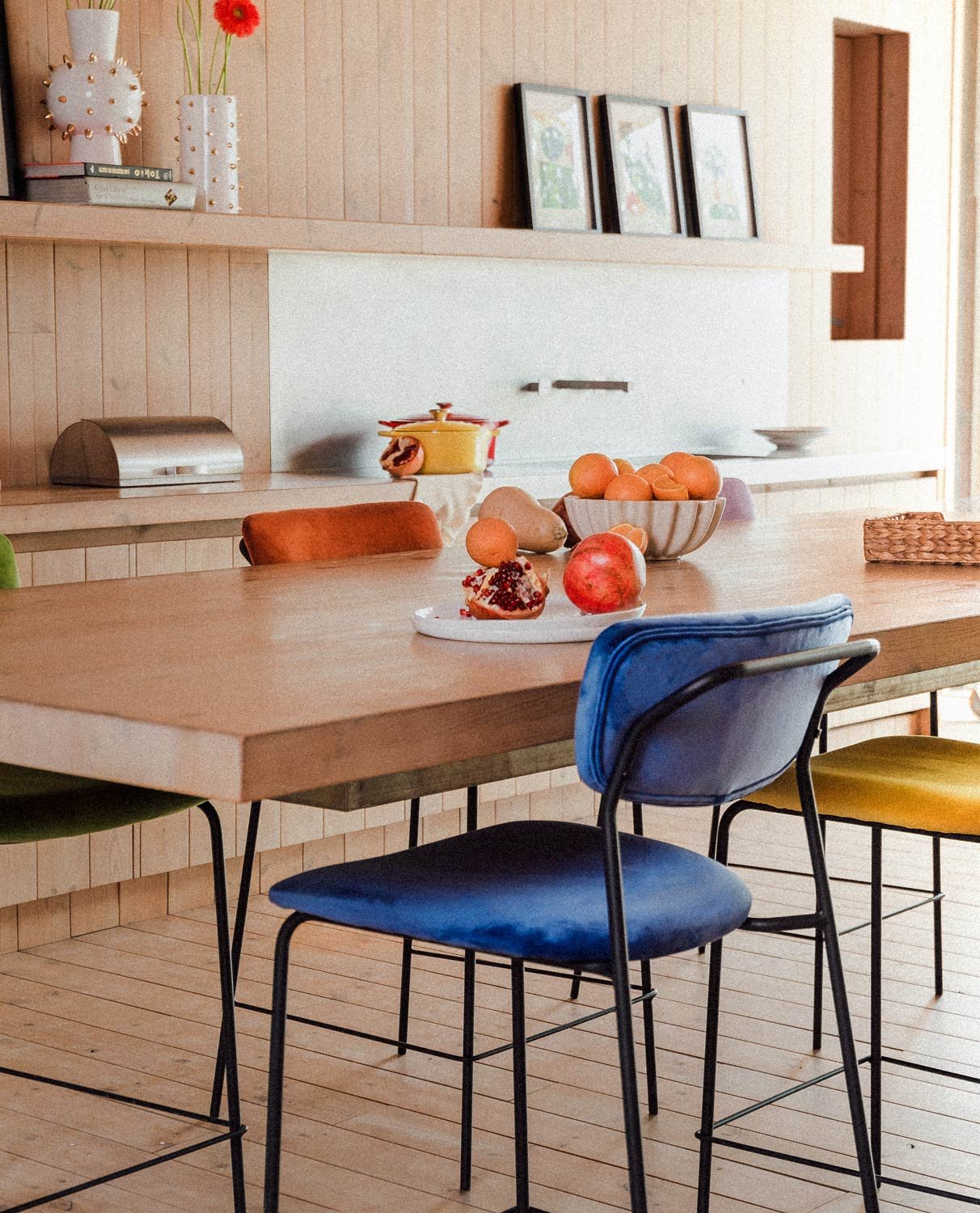 Pack di 2 Sgabelli Alti in Metallo e Velluto (70 cm) Morgan, immagine della galleria 2