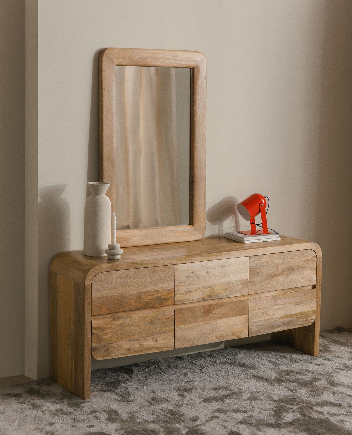 Credenza Bassa con 6 Cassetti in Legno di Mango Vanile , immagine della galleria 2