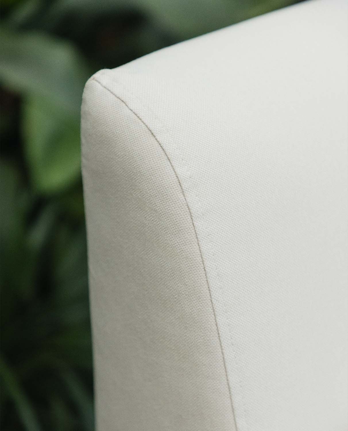 Set da Giardino con Divano a 2 Posti, 2 Poltrone e Tavolino da Caffè in Vetro Temperato e Polipropilene Meivy, immagine della galleria 9