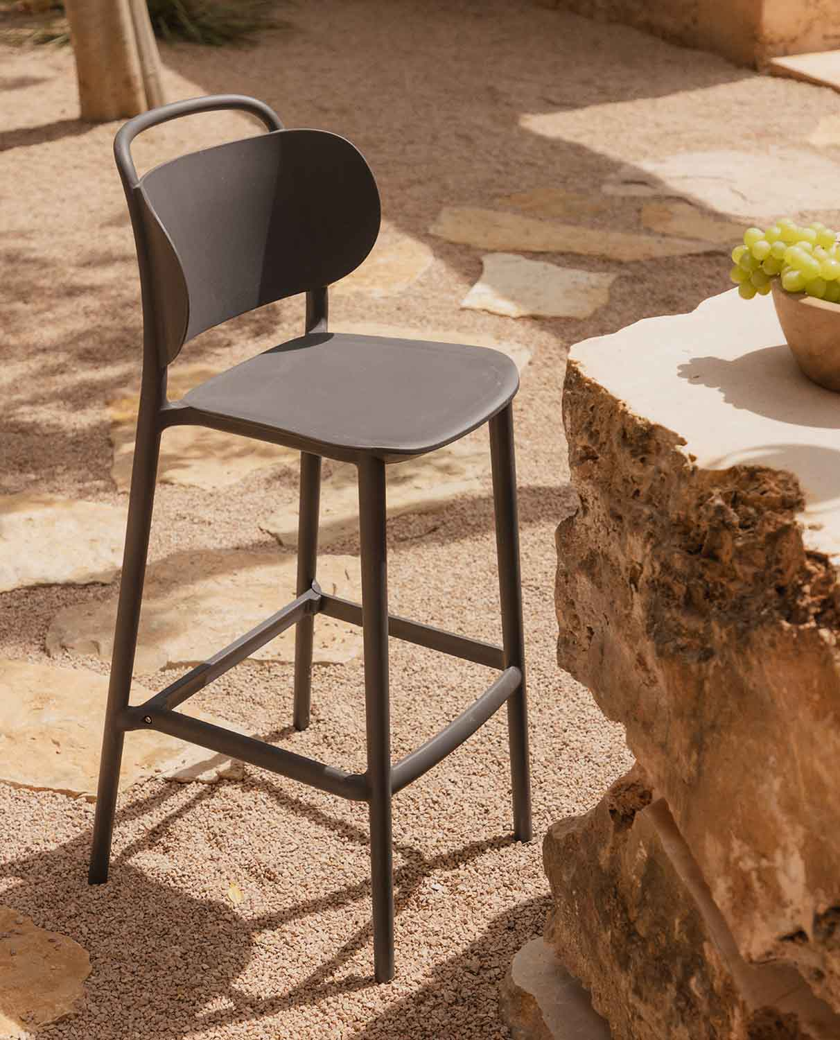 Sgabello Alto in Polipropilene (77 cm) Kole, immagine della galleria 2