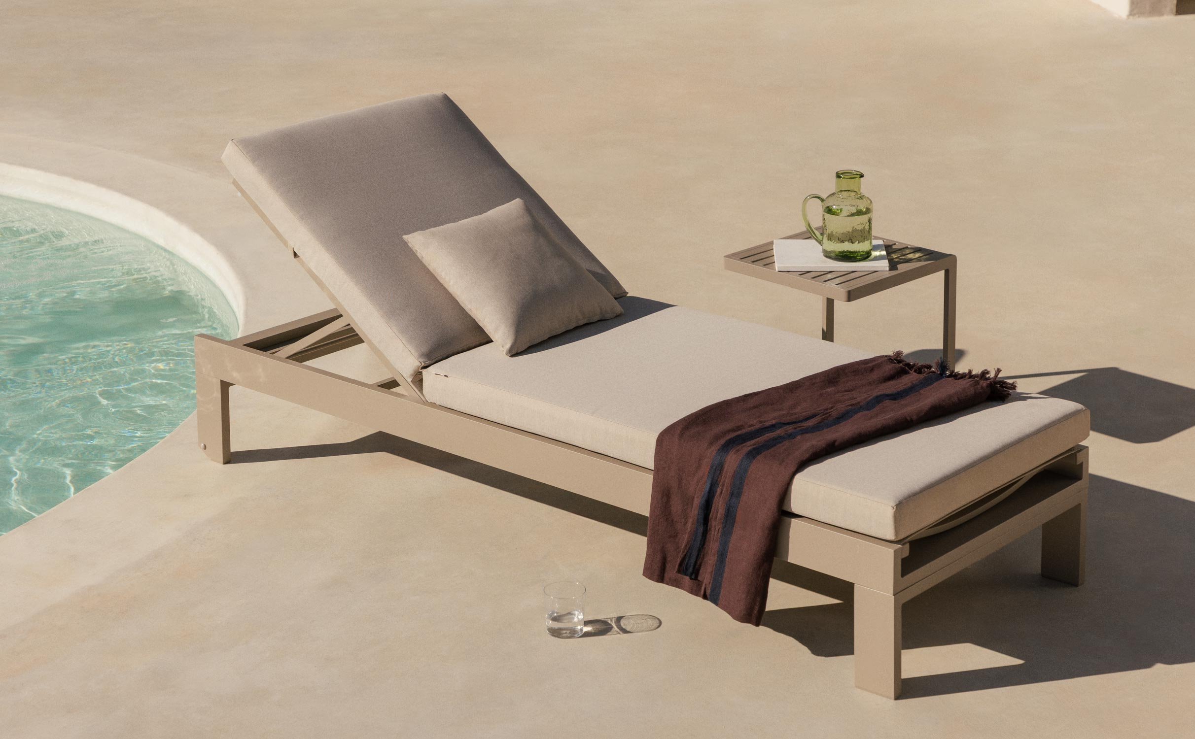 Lettino con Cuscino Sfoderabile e Cuscino Quadrato New Kreta, immagine della galleria 1