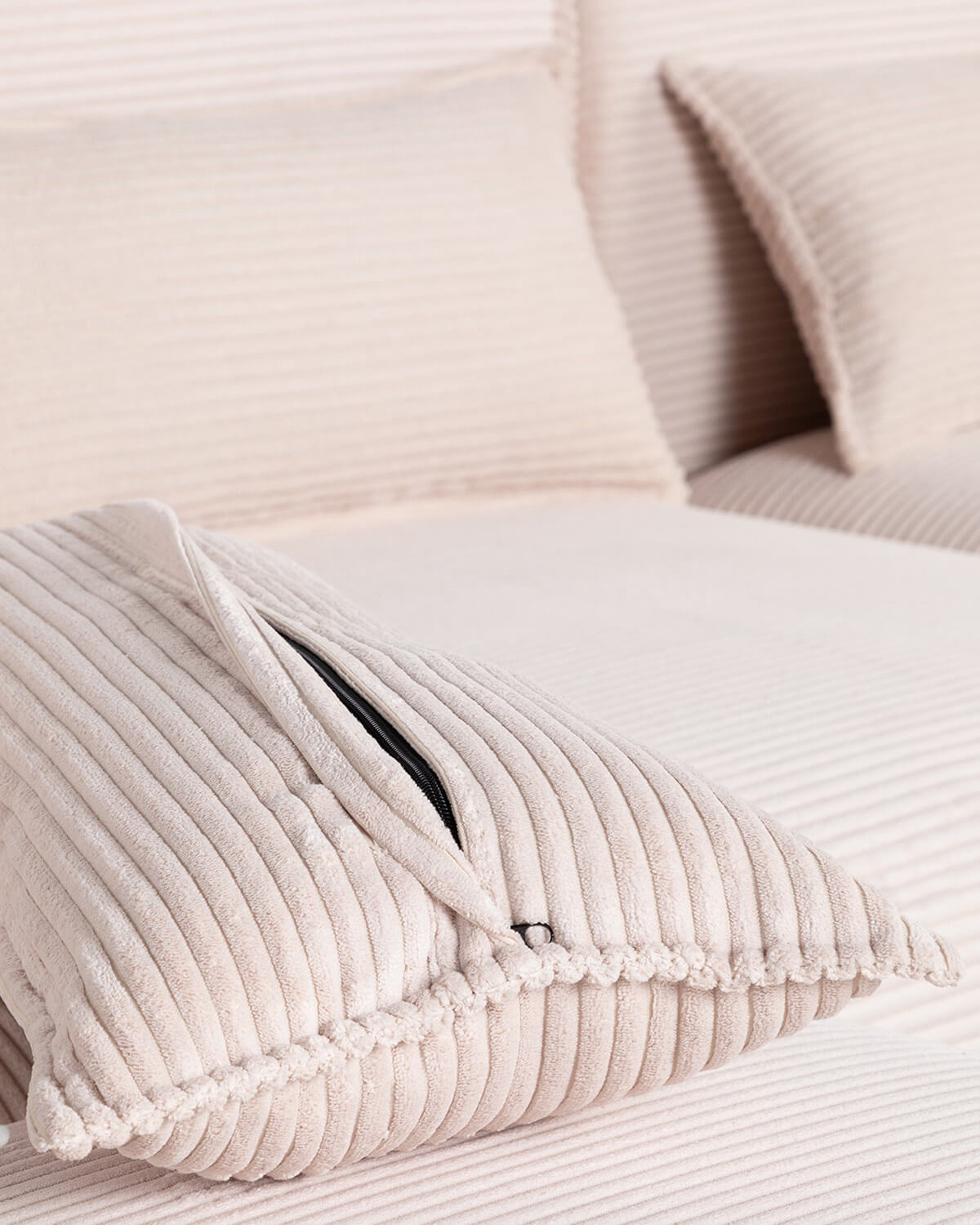 Divano Modulare 3 Pezzi una Poltrona Angolare 2 Poltrone e Pouf in Velluto a Coste Spesse Kilhe, immagine della galleria 8