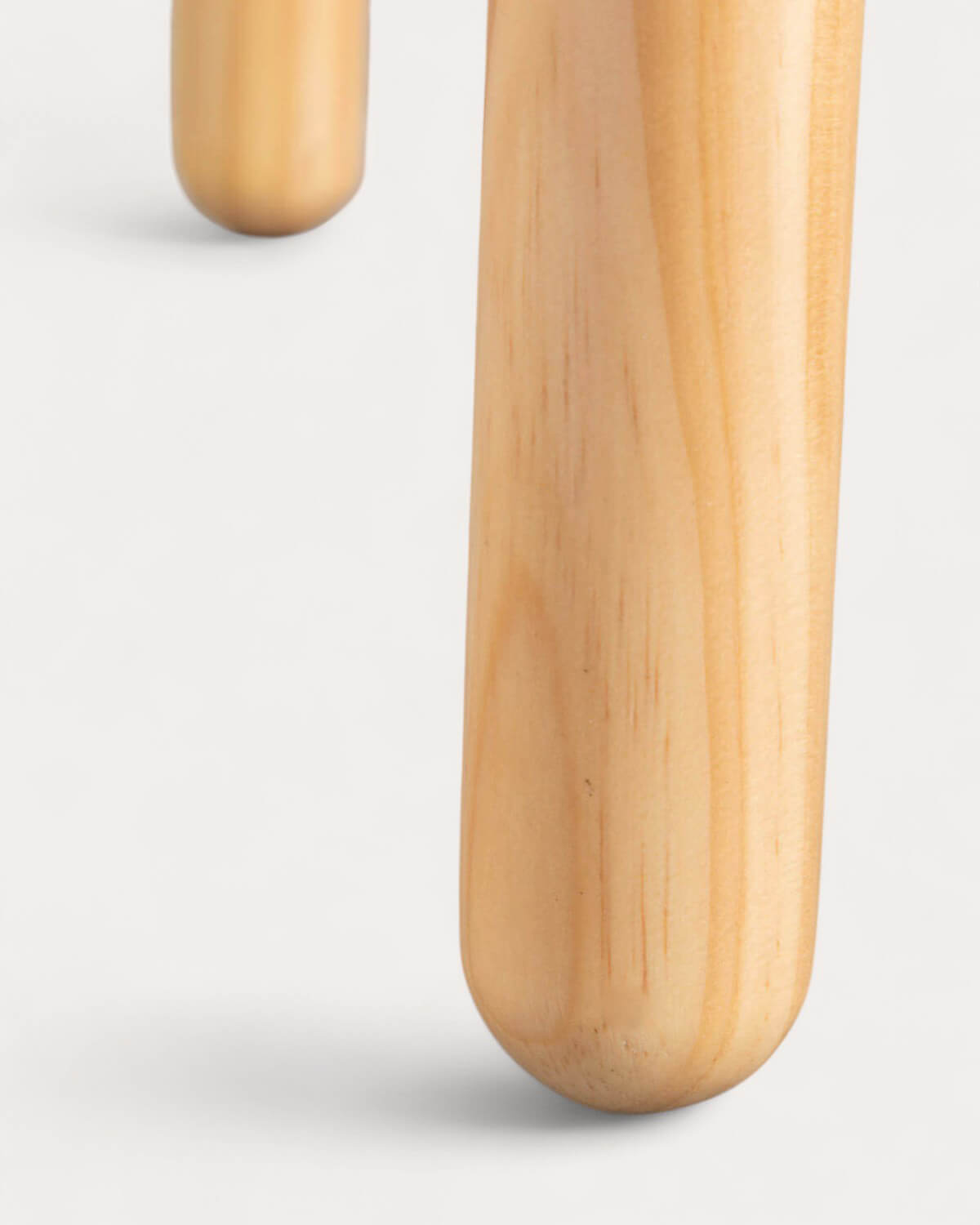 Tavolo Ausiliare in Legno (Ø80 cm) Piy, immagine della galleria 5