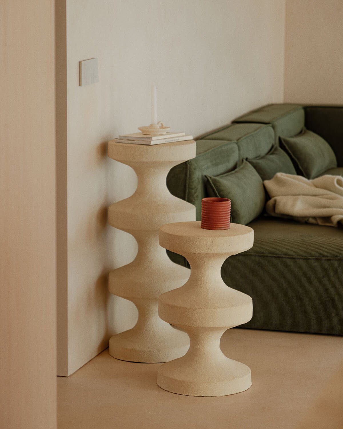 Piedistallo in Metallo (Ø32 cm) Perseis, immagine della galleria 2