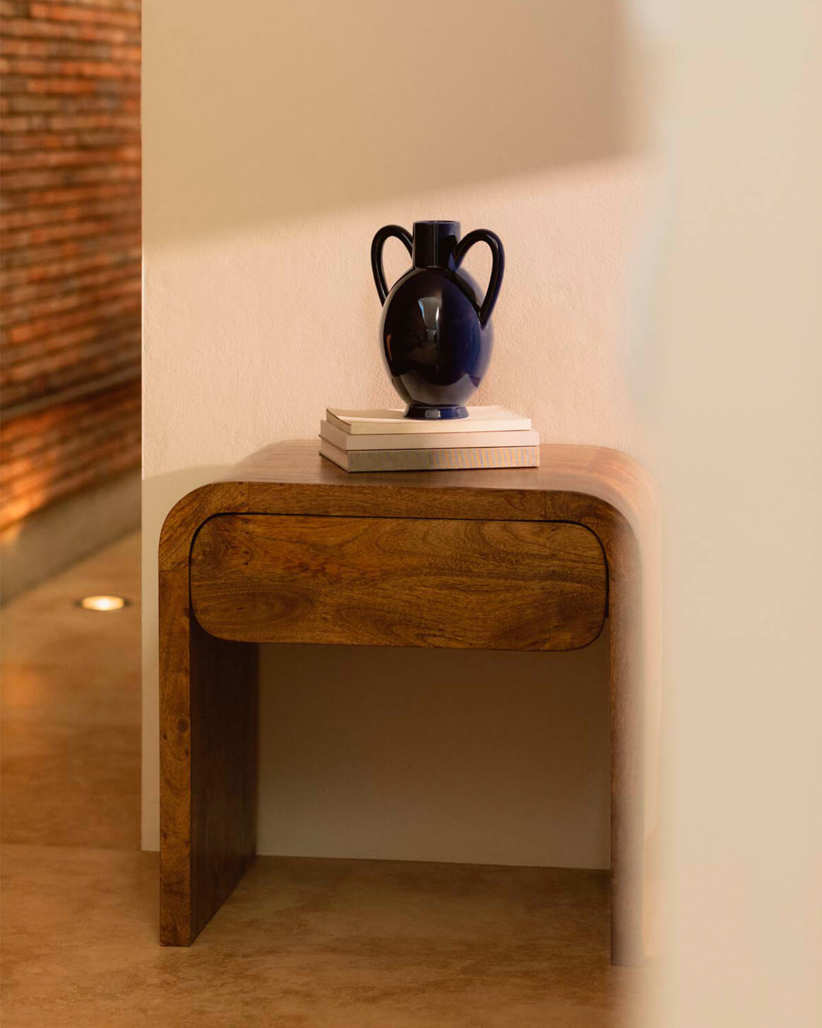 Comodino XL con Cassetto in Legno di Mango (61x45,5 cm) Vanile, immagine della galleria 2