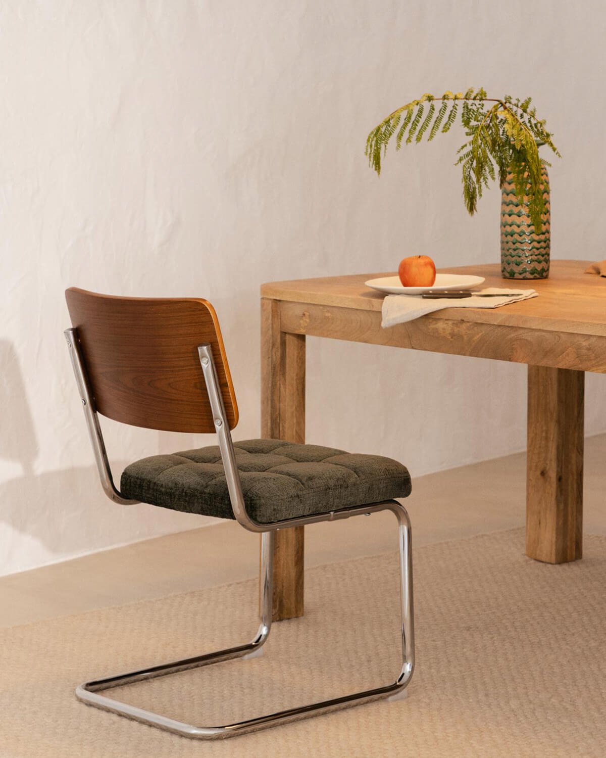 Sedia da Pranzo in Legno e Tessuto Cuba, immagine della galleria 2
