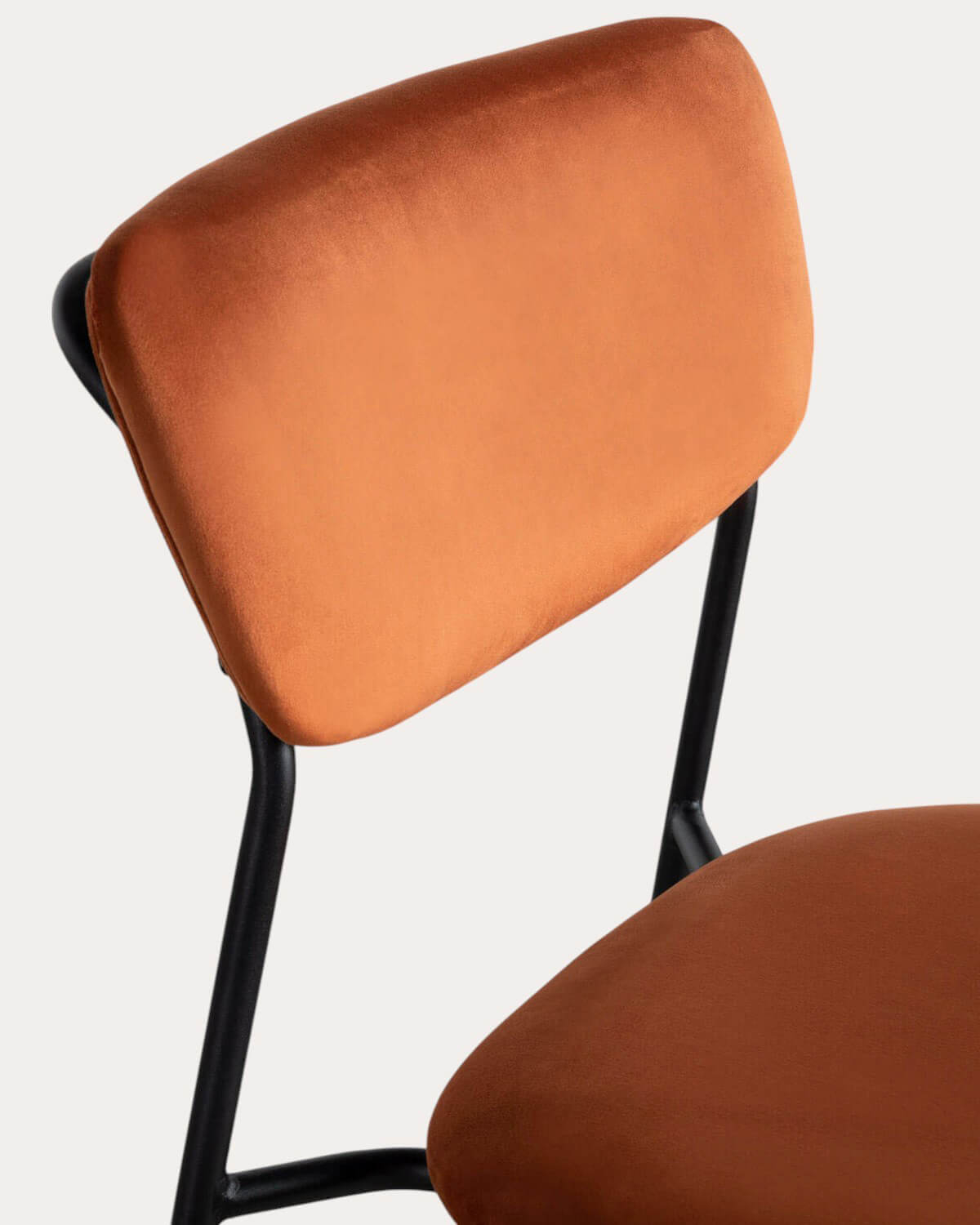 Sgabello alto Morgan in metallo e velluto (70 cm), immagine della galleria 5