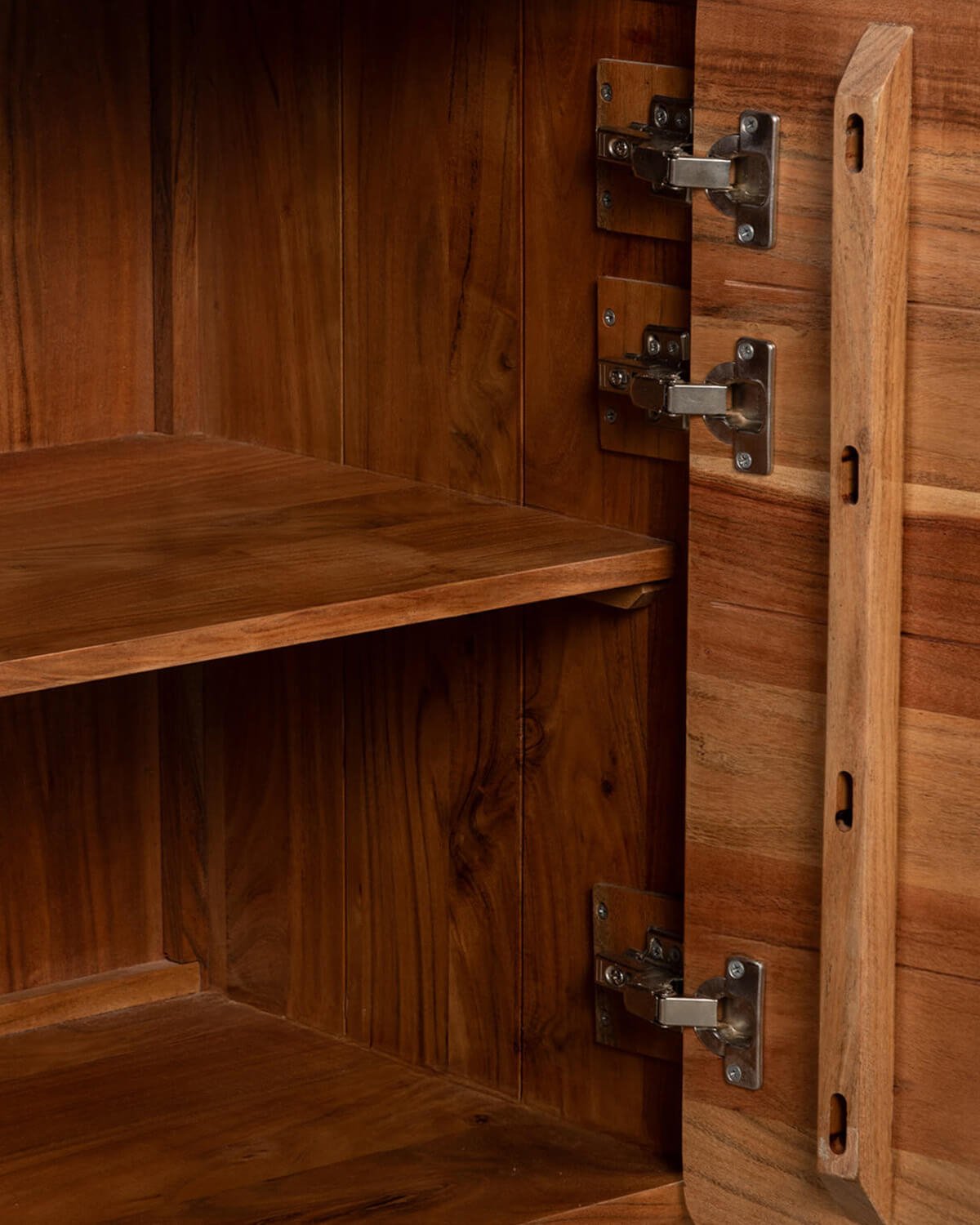 Credenza Bassa a 3 Ante in Legno di Acacia Lucil, immagine della galleria 8