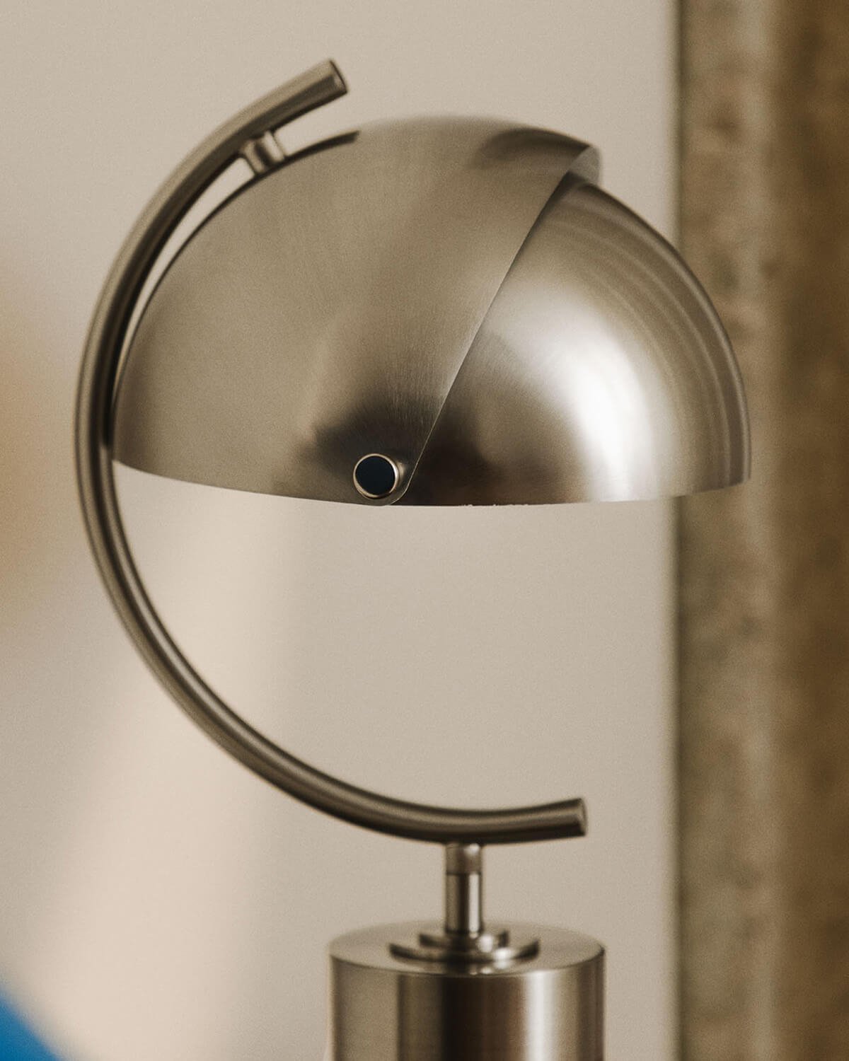 Lampada da Tavolo in Metallo Amun , immagine della galleria 3