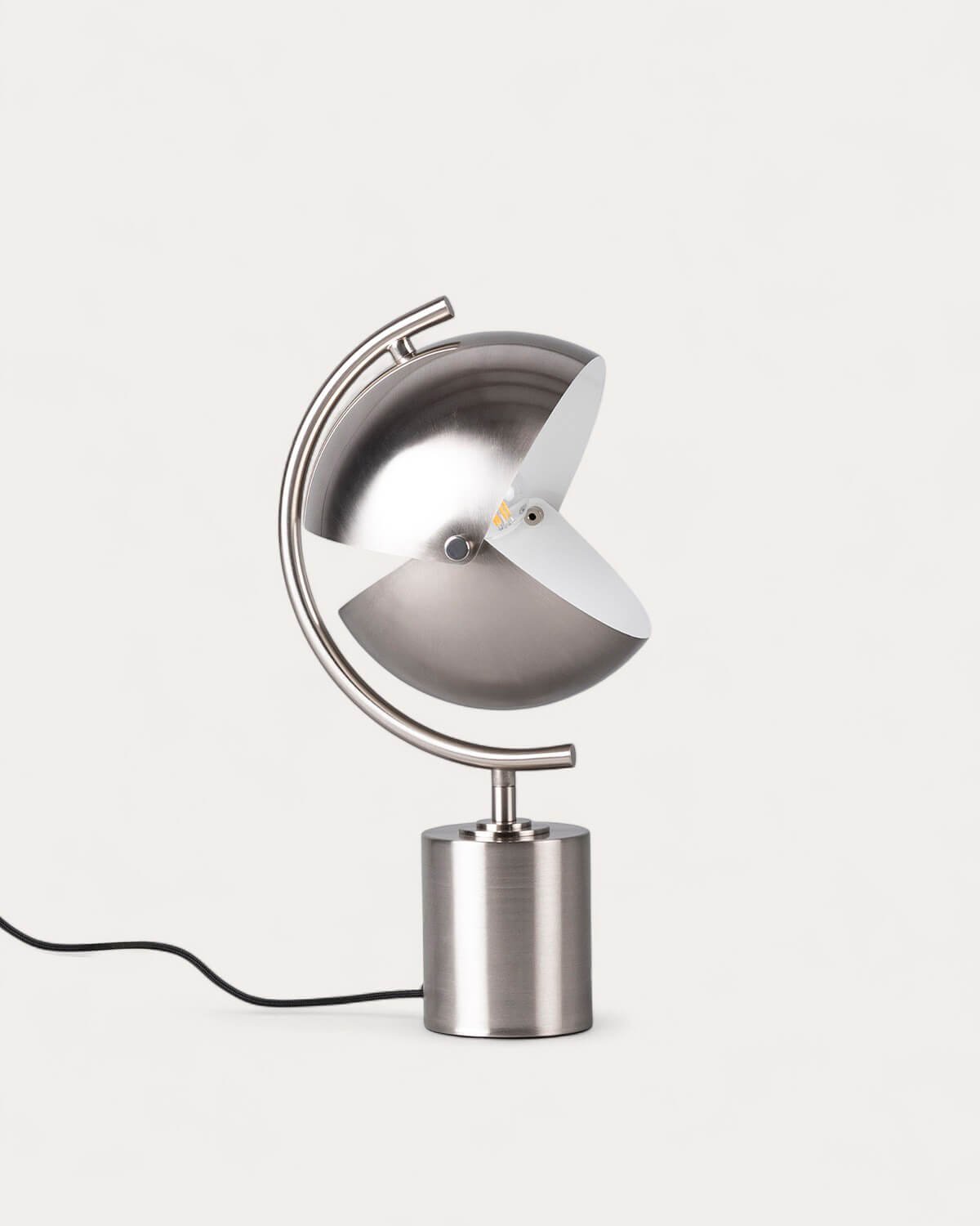 Lampada da Tavolo in Metallo Amun , immagine della galleria 5