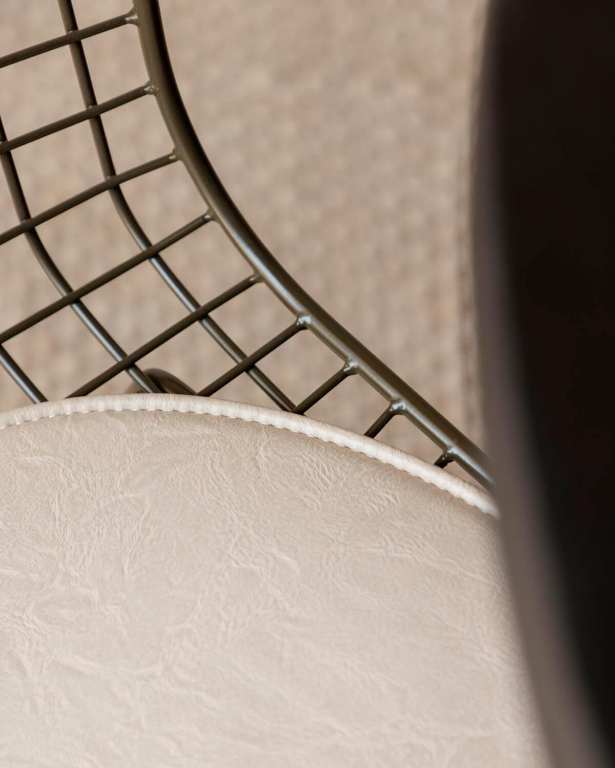 Set di 2 Sedie da Pranzo con Schienale Alto in Metallo Aras Fresh, immagine della galleria 3