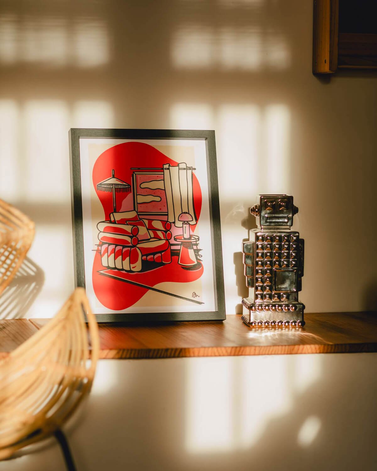 Poster Decorativo (29,7x42 cm) Red Misty di Medina Òscar. Edizione Limitata, immagine della galleria 2