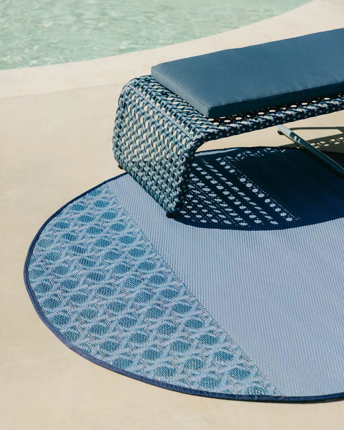 Tappeto da esterno rotondo in polipropilene (Ø150 cm) Tramuntan, immagine della galleria 2