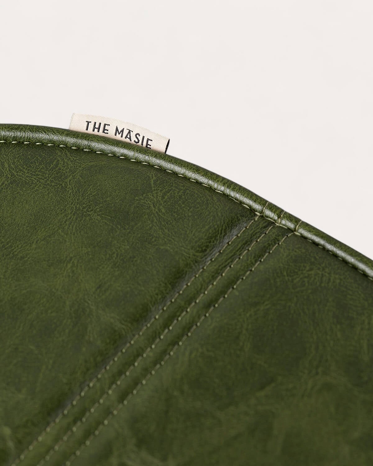 Cuscino Rettangolare in Similpelle (42,5x41 cm) per Sedia Aras, immagine della galleria 6