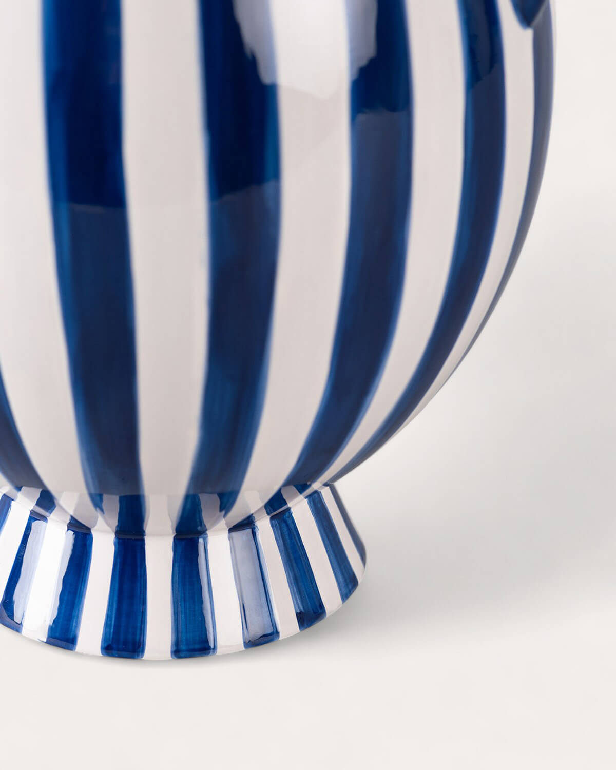 Vaso Alto in Dolomia XL Melon Lines, immagine della galleria 7