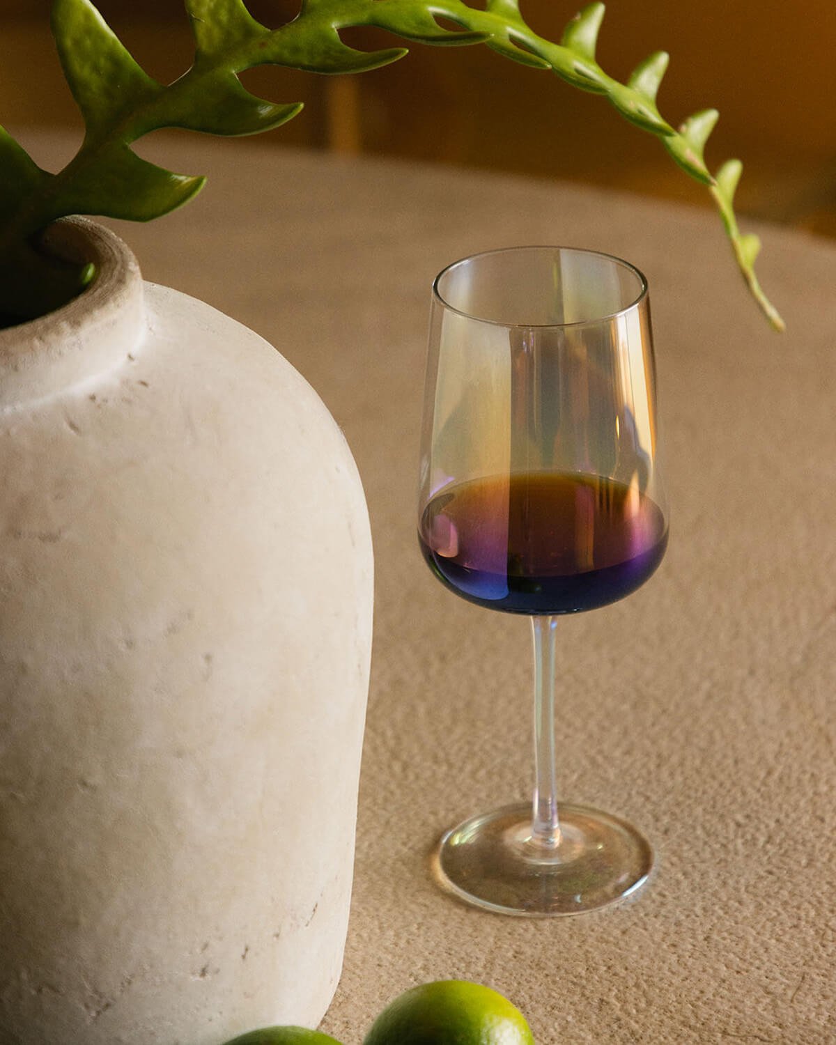 Pack da 4 Bicchieri da Vino Rosso in Cristallo Iridescente Odin, immagine della galleria 2