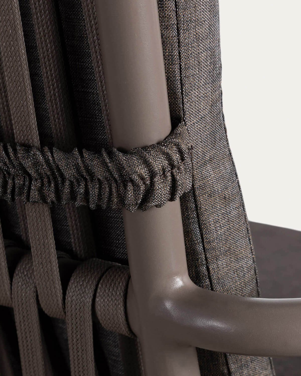 Set Tavolo Rettangolare (160x90 cm) in Alluminio e Vetro con 4 Sedie da Esterno Drian, immagine della galleria 5