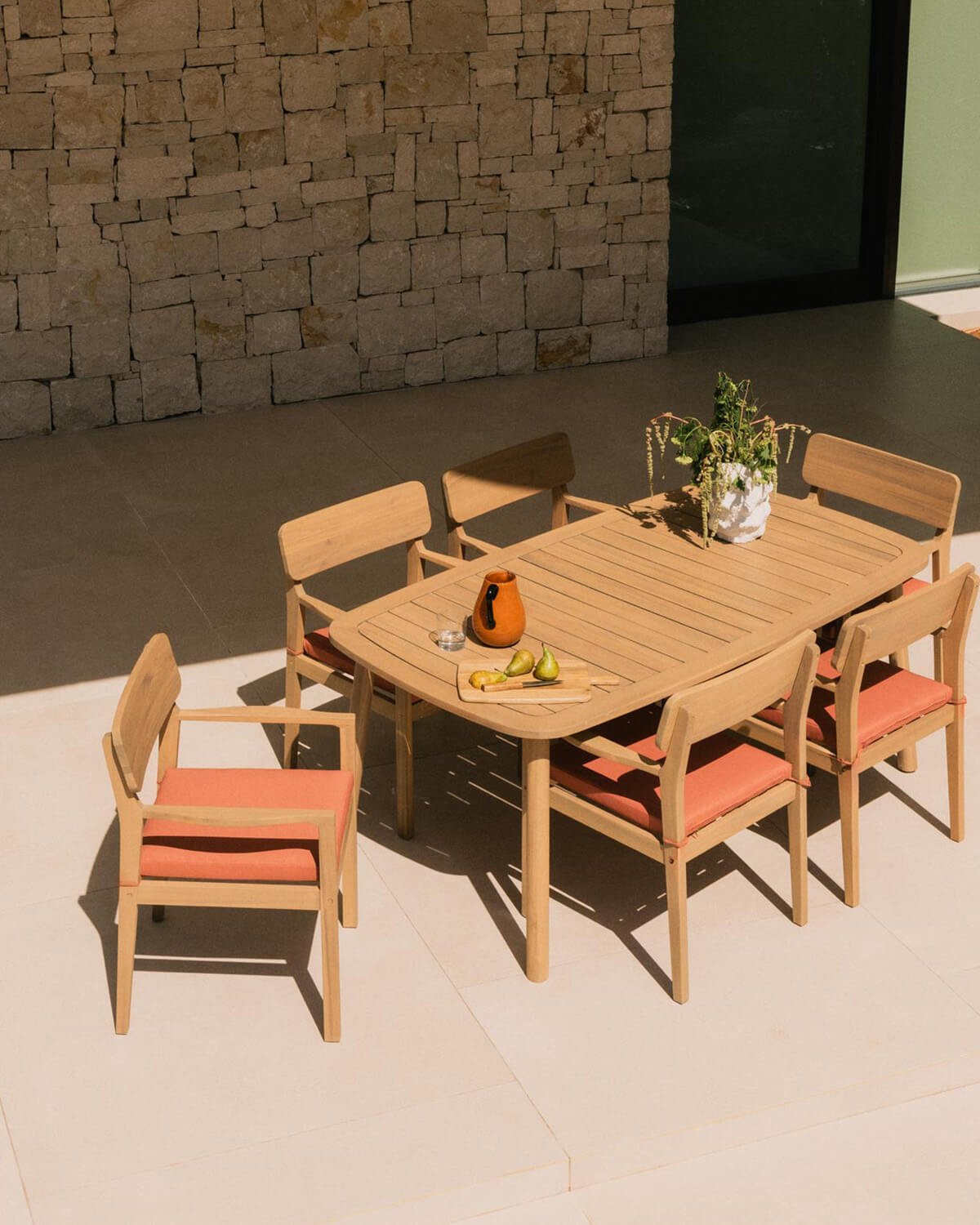 Set Tavolo Rettangolare (180x100 cm) e 6 Sedie in Legno di Acacia con Braccioli da Esterno Marla, immagine della galleria 2