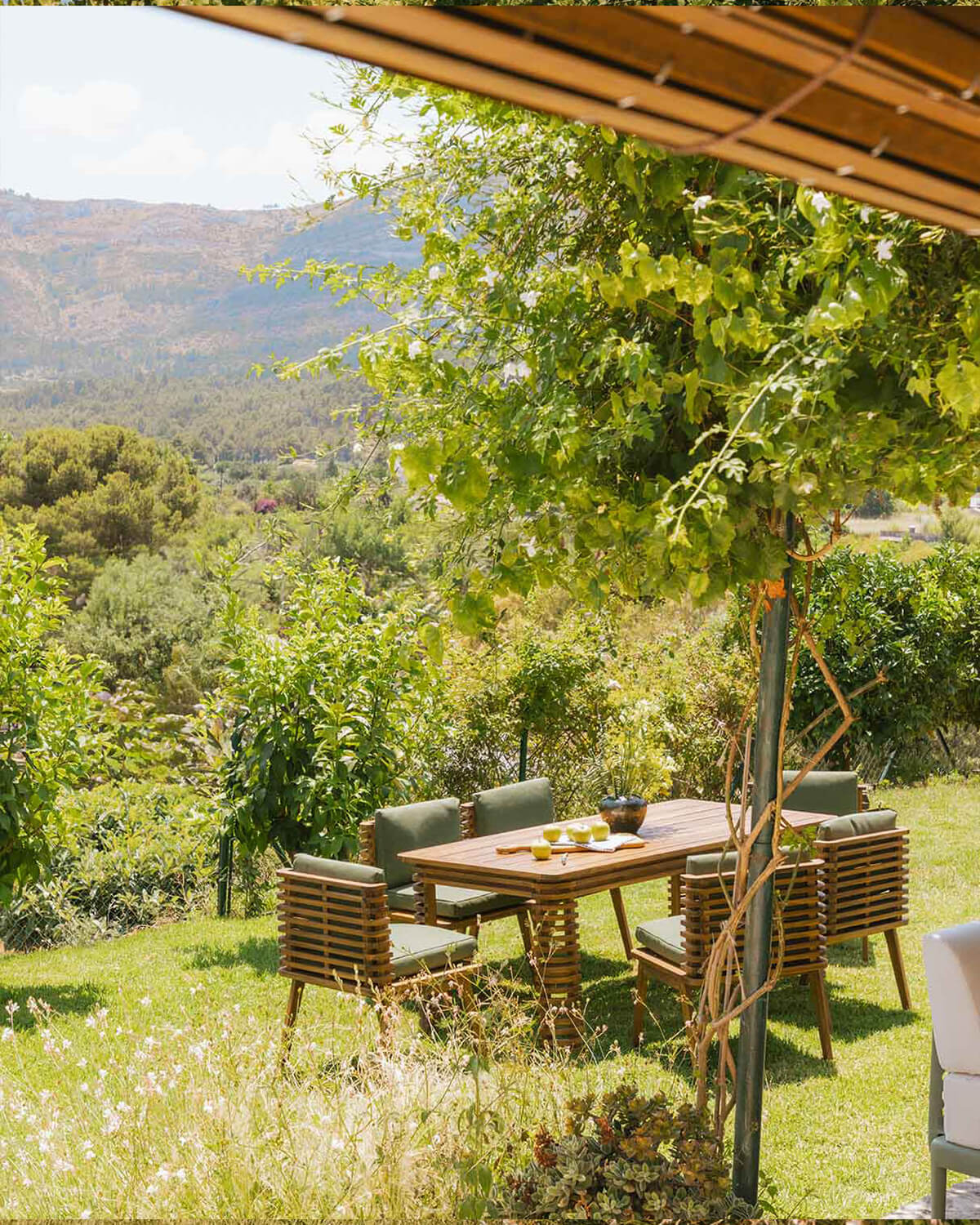 Set di Tavolo Rettangolare (180x90 cm) e 6 Sedie in Legno di Acacia e Tessuto per Esterni Hazan, immagine della galleria 2