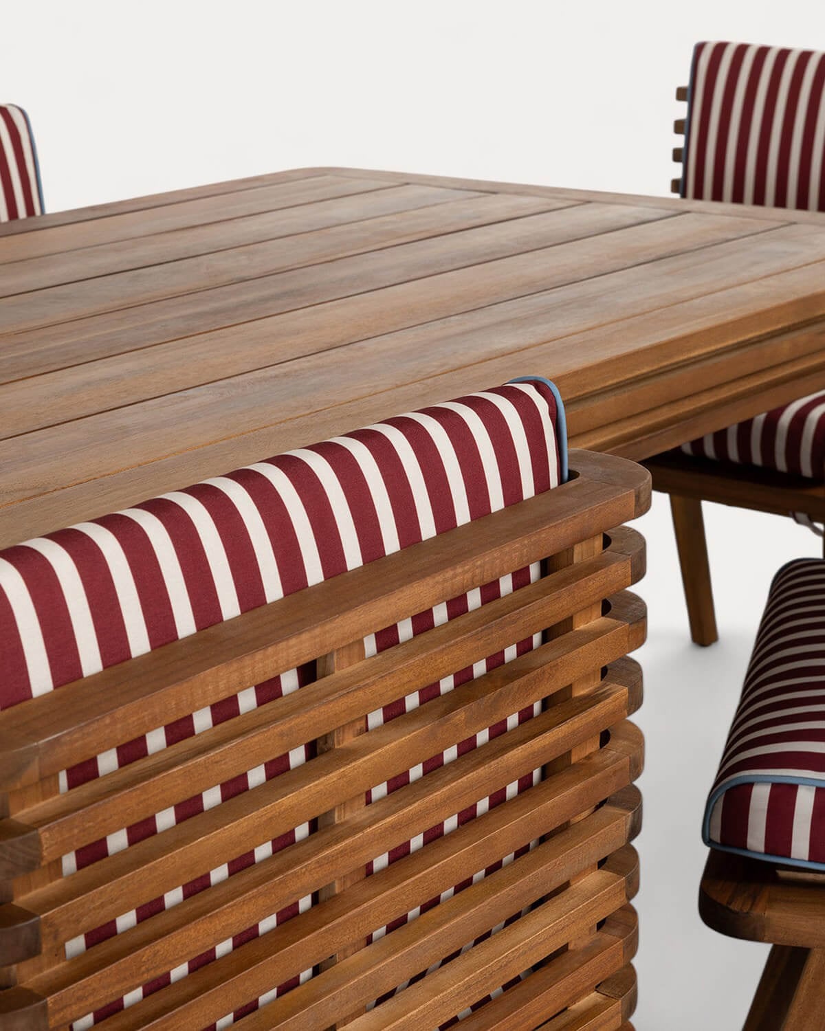 Set di Tavolo Rettangolare (180x90 cm) e 6 Sedie in Legno di Acacia e Tessuto per Esterni Hazan, immagine della galleria 7
