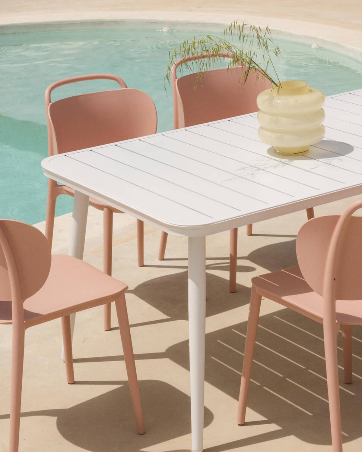 Set Tavolo Rettangolare in Alluminio (160x90 cm) Cancun e 6 Sedie in Polipropilene per Esterni Kole, immagine della galleria 3