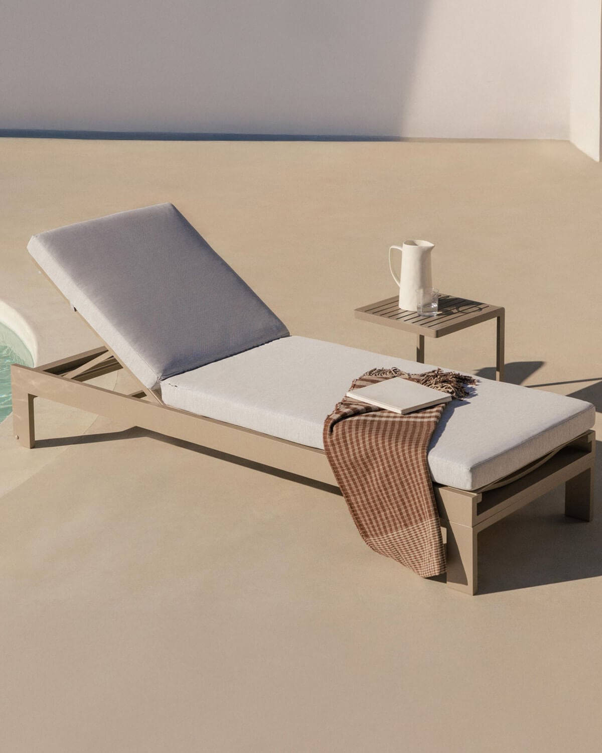 Lettino Reclinabile in Alluminio con Cuscino in Tessuto New Kreta, immagine della galleria 2