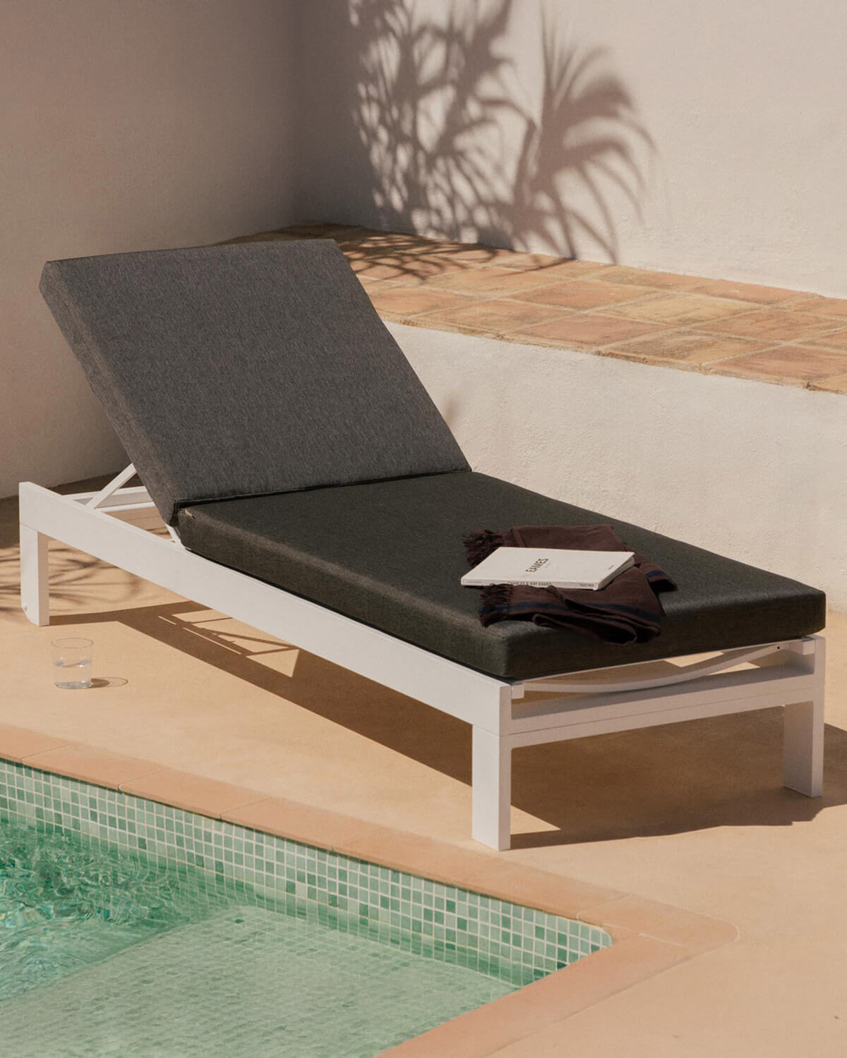 Lettino Reclinabile in Alluminio con Cuscino in Tessuto New Kreta, immagine della galleria 2