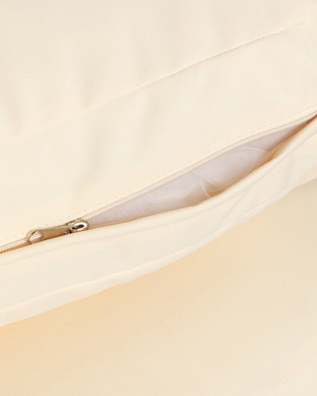 Set da Giardino con Divano a 2 Posti, 2 Poltrone e Tavolino in Metallo e Tessuto Aleina, immagine della galleria 8